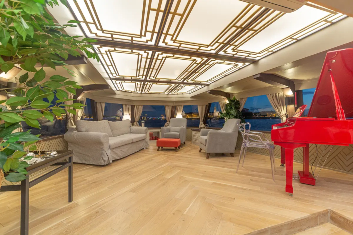 Аренда теплоход «Амели» image- 4